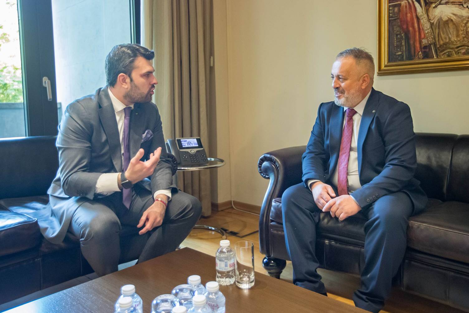  Министър Георг Георгиев одобри ръководителя на към този момент заличеното съдружие Културен клуб 